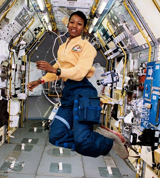 Mae Jemison First African American Woman In Space Amazons Watch Magazine